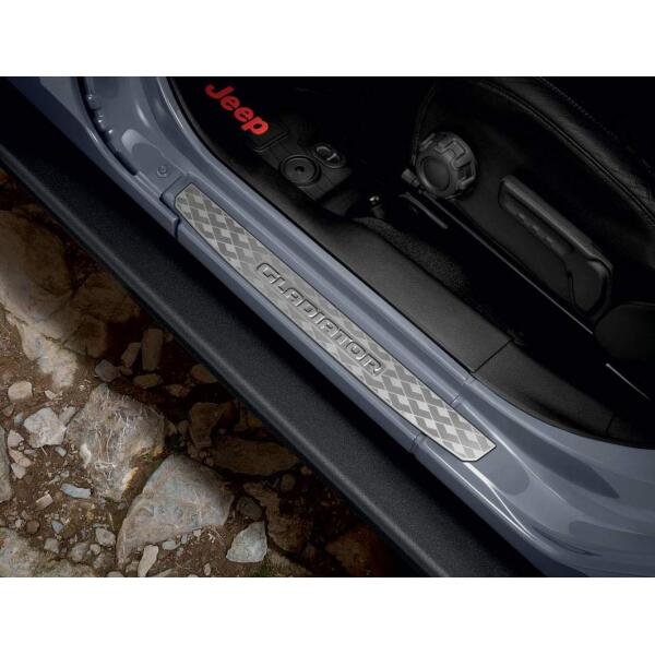 Entry Guardsin Stainless Steel for Jeep Gladiator JT 2020-2025 - Image 7