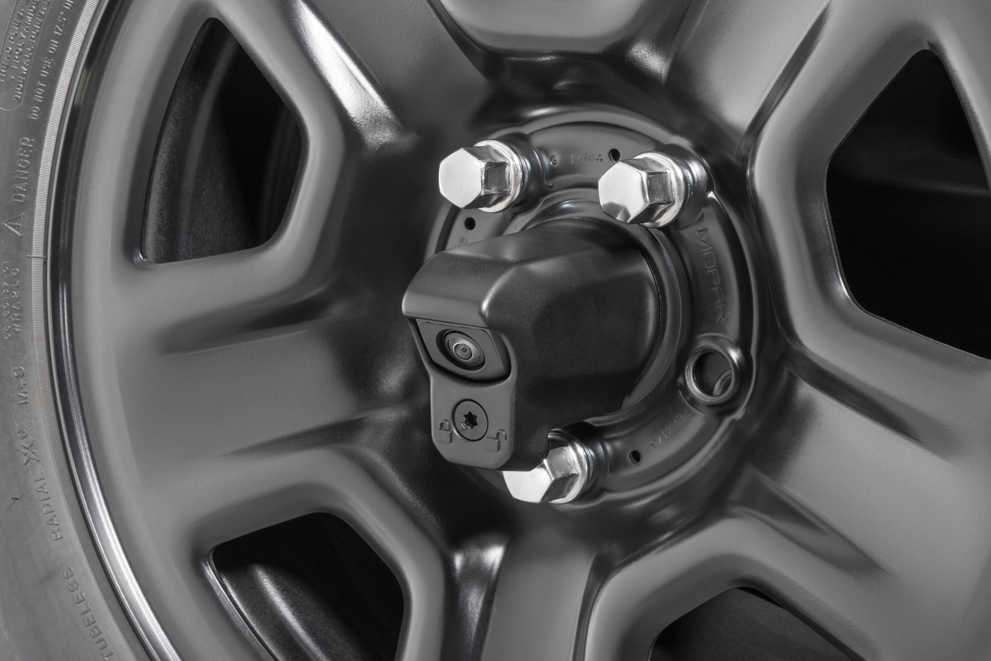 Spare Tire Camera Bezel Steel Wheelon for Jeep Wrangler JL 2018-2025 - Image 3