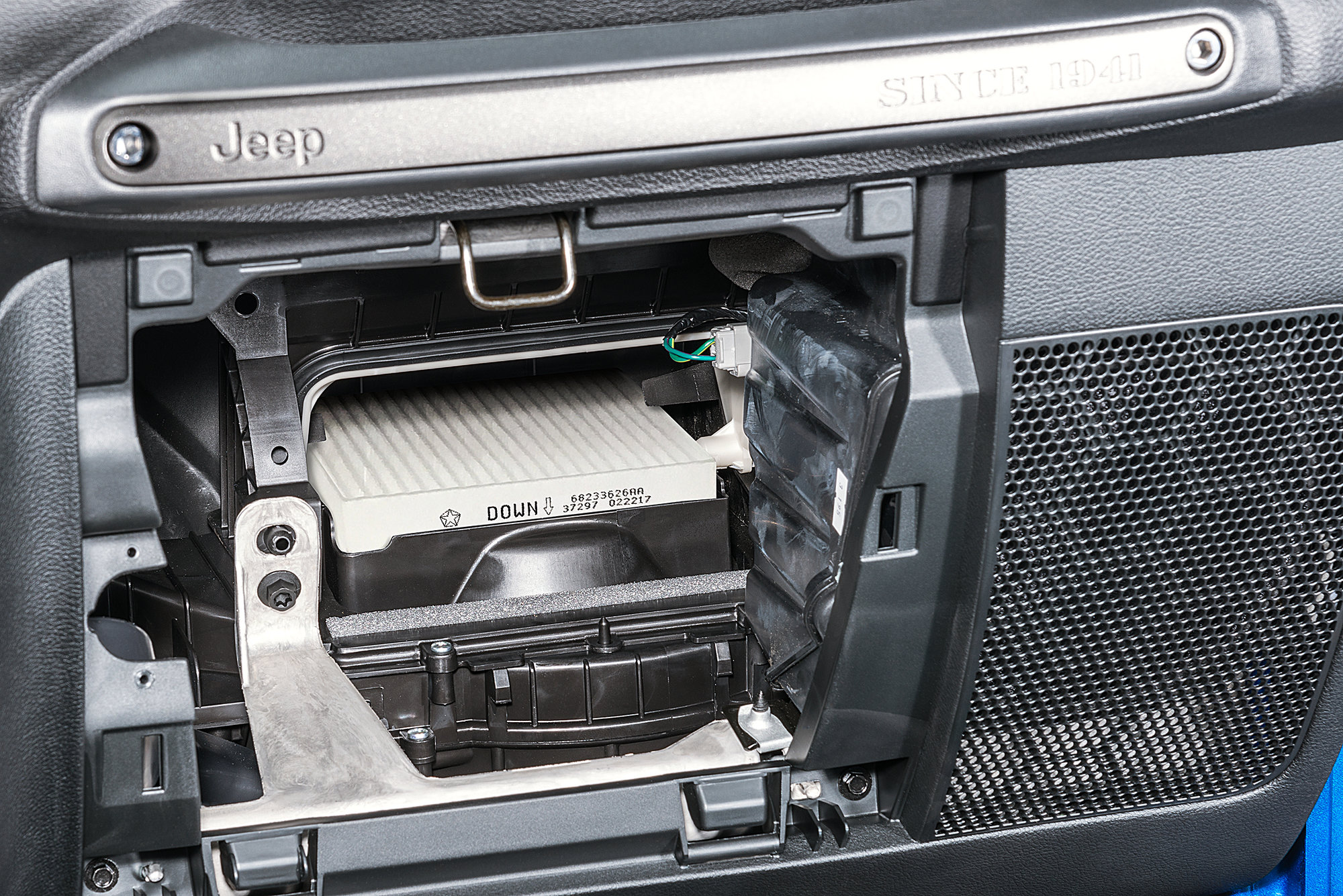 Cabin Air Filter for Jeep Wrangler JK and Unlimited 2014-2018 - Image 2