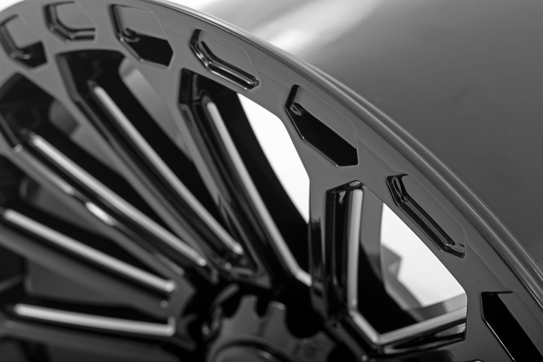 Rough Country 97 Series Wheel One-Piece Gloss Black 22x10 6x5.5 -25mm - Image 3